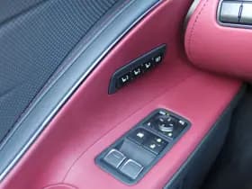 Lexus LC Convertible 500 Hokkaido Edition thumbnail 32