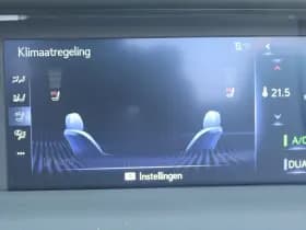 Lexus LC Convertible 500 Hokkaido Edition thumbnail 33