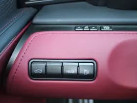 Lexus LC Convertible 500 Hokkaido Edition thumbnail 38