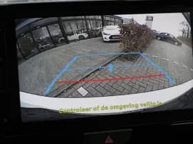 Toyota Yaris 1.5 Hybrid 115 First Edition Comfort Pack thumbnail 14