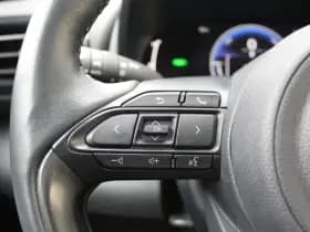 Toyota Yaris 1.5 Hybrid 115 First Edition Comfort Pack thumbnail 18