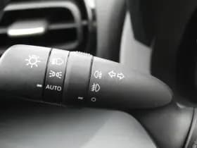 Toyota Yaris 1.5 Hybrid 115 First Edition Comfort Pack thumbnail 20