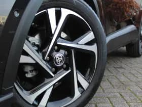 Toyota C-HR 1.8 Hybrid Dynamic thumbnail 11