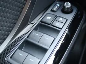 Toyota C-HR 1.8 Hybrid Dynamic thumbnail 25