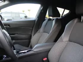 Toyota C-HR 1.8 Hybrid Dynamic thumbnail 8