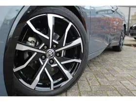 Toyota Prius thumbnail 12