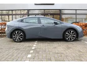 Toyota Prius thumbnail 7