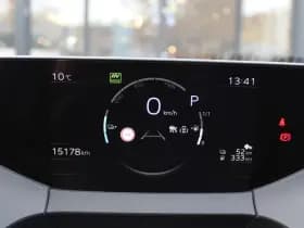 Toyota Prius 2.0 Plug-in Executive thumbnail 21