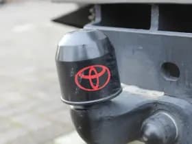 Toyota Land Cruiser 2.8 D-4D Standard Roof Window Van Professional thumbnail 16