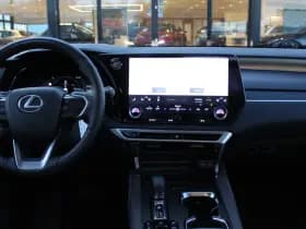 Lexus RX 450h+ Plug-in Hybrid President Line thumbnail 4