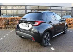 Toyota Yaris thumbnail 11