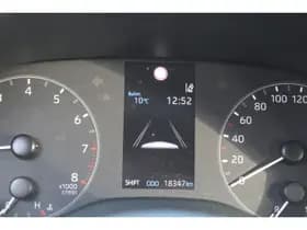 Toyota Yaris thumbnail 17