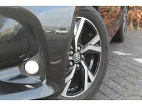 Toyota Yaris thumbnail 18