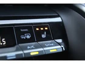 Toyota C-HR thumbnail 26