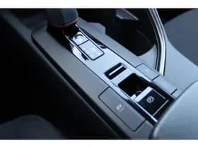 Toyota C-HR thumbnail 29