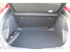 Toyota C-HR thumbnail 9