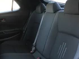 Toyota C-HR 1.8 Hybrid 140 First Edition Bi-Tone thumbnail 13