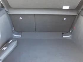 Toyota C-HR 1.8 Hybrid 140 First Edition Bi-Tone thumbnail 9