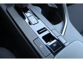 Toyota C-HR thumbnail 29