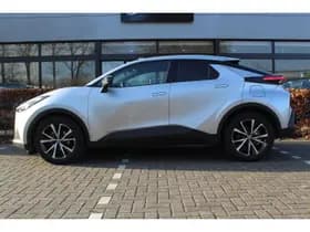 Toyota C-HR thumbnail 5