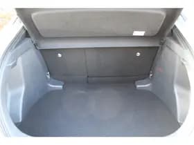 Toyota C-HR thumbnail 10