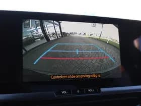 Toyota C-HR 1.8 Hybrid 140 First Edition thumbnail 22