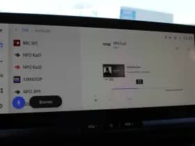 Toyota C-HR 1.8 Hybrid 140 First Edition thumbnail 24