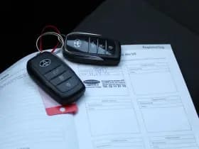 Toyota C-HR 1.8 Hybrid 140 First Edition thumbnail 30