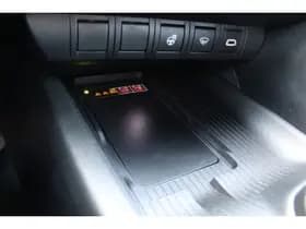 Toyota C-HR 1.8 Hybrid 140 First Edition thumbnail 27