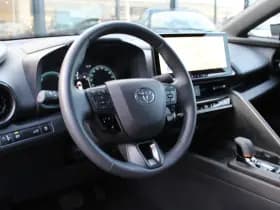 Toyota C-HR 1.8 Hybrid 140 First Edition thumbnail 2