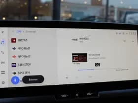 Toyota C-HR 1.8 Hybrid 140 First Edition thumbnail 22