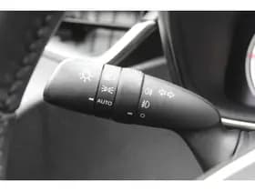 Toyota Corolla thumbnail 22