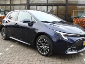 Toyota Corolla 1.8 Hybrid First Edition thumbnail 8