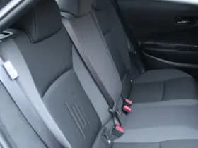 Toyota C-HR 1.8 Hybrid 140 First Edition thumbnail 16