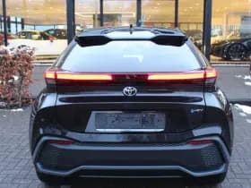 Toyota C-HR 1.8 Hybrid 140 First Edition thumbnail 4