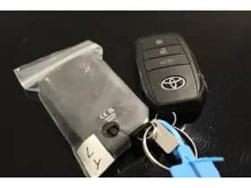 Toyota Corolla thumbnail 24