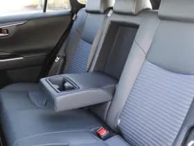 Toyota RAV4 2.5 Hybrid AWD Bi-Tone thumbnail 12