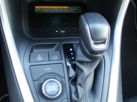 Toyota RAV4 2.5 Hybrid AWD Bi-Tone thumbnail 16