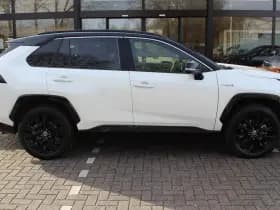 Toyota RAV4 2.5 Hybrid AWD Bi-Tone thumbnail 28