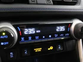 Toyota RAV4 2.5 Hybrid AWD Bi-Tone thumbnail 30