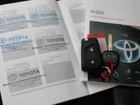 Toyota Aygo 1.0 VVT-i x-Fun 5-deurs thumbnail 16