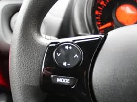 Toyota Aygo 1.0 VVT-i x-Fun 5-deurs thumbnail 5