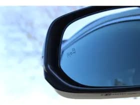 Toyota Corolla Cross Hybrid 200 Style thumbnail 16