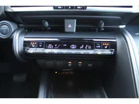 Toyota C-HR thumbnail 27