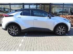 Toyota C-HR thumbnail 7