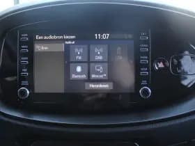 Toyota Aygo X 1.0 VVT-i MT first thumbnail 6