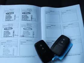 Toyota Corolla Touring Sports 1.8 Hybrid Dynamic Bi-Tone thumbnail 29