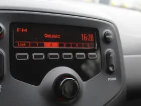 Toyota Aygo 1.0 VVT-i x-now thumbnail 6