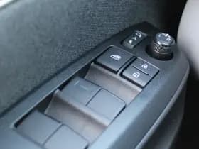 Toyota Yaris Cross 1.5 Hybrid Dynamic Special thumbnail 25