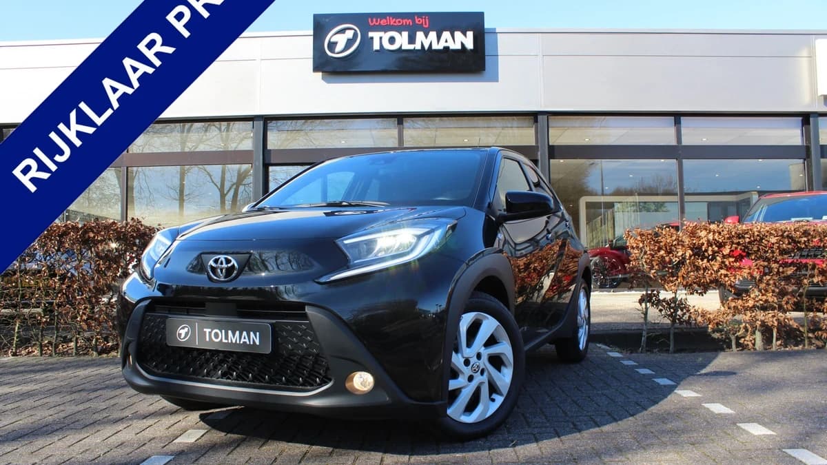 Toyota Aygo X 1.0 VVT-i MT x-First — foto 1